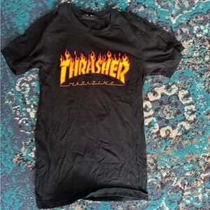 Women’s small thrasher t shirt